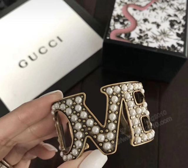 GUCCi飾品 古馳Love珍珠手鐲 Gucci施華洛淺色半邊珍珠手鐲  zgbq1189